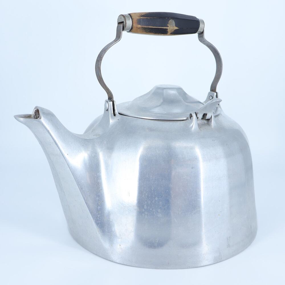 Wagnerware 8 Quart Colonial Tea Kettle 109A Vintage Aluminum